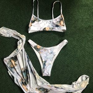 Bikini from SHIEN marble style. Bottoms medium top A or B cup